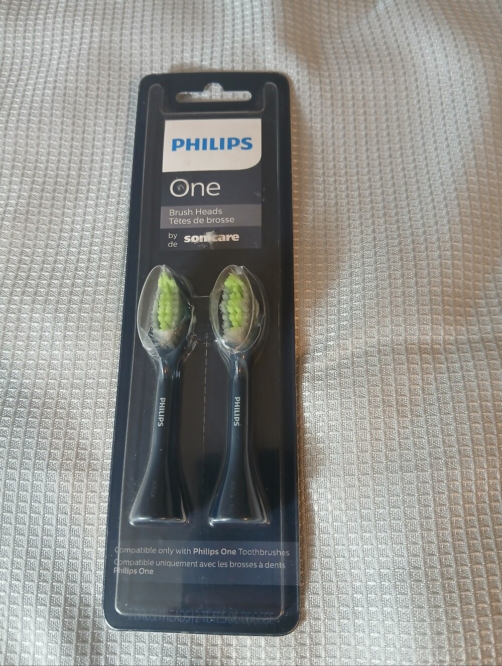 Philips One Replacement Toothbrush Heads Black & Green (2 Pack) BH1022/04